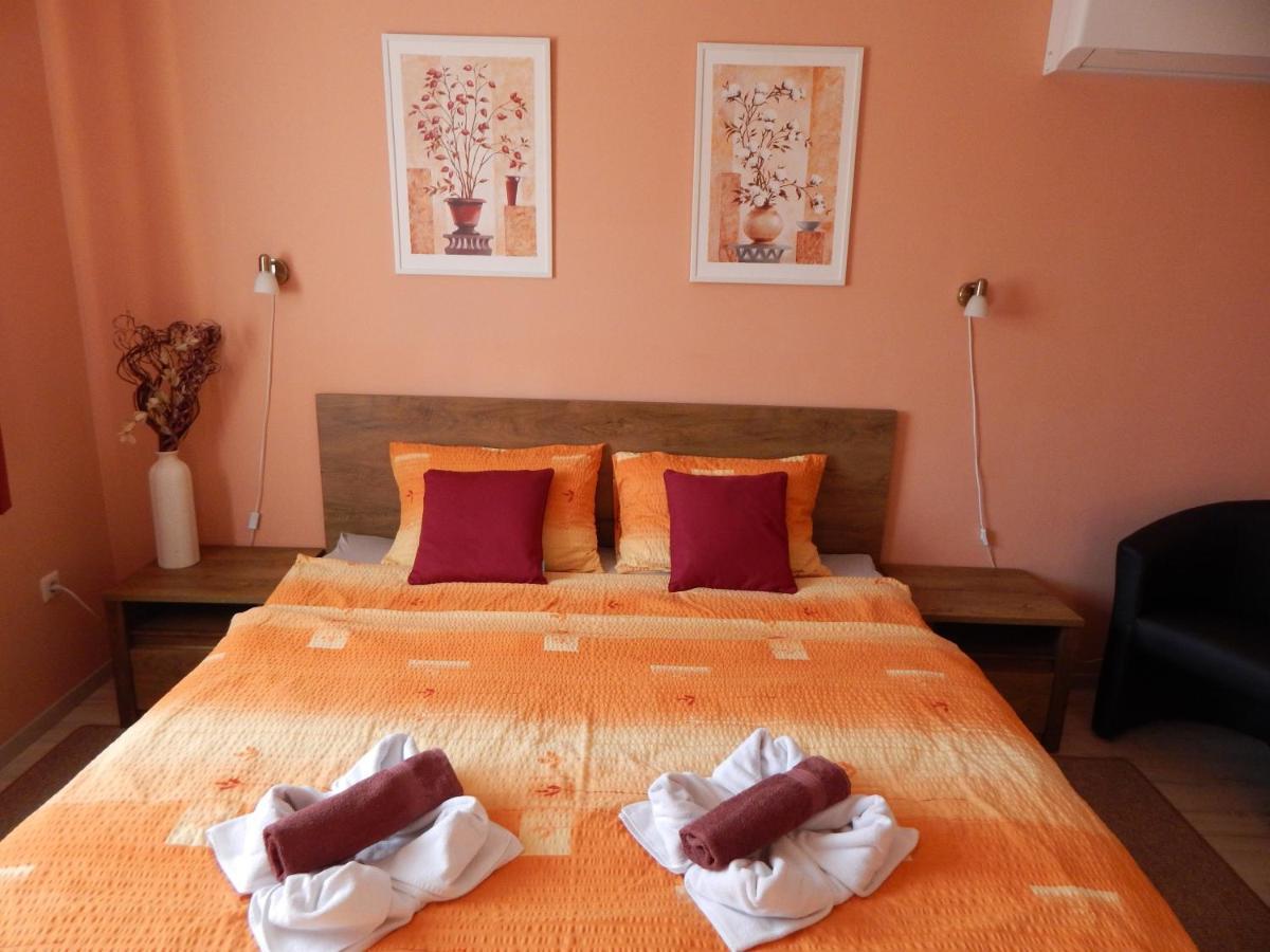 Voelgy Apartman Эгер Экстерьер фото