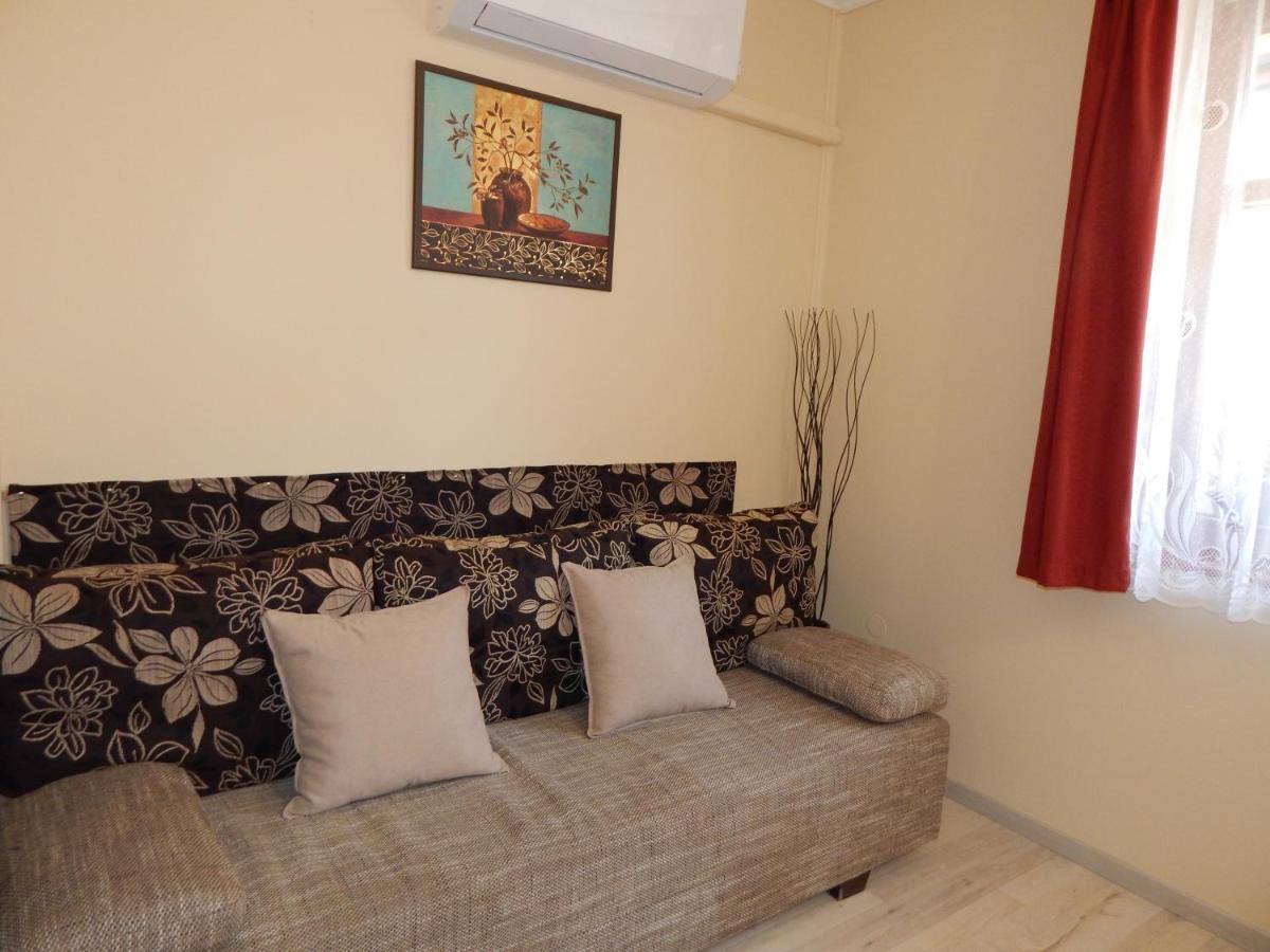 Voelgy Apartman Эгер Экстерьер фото