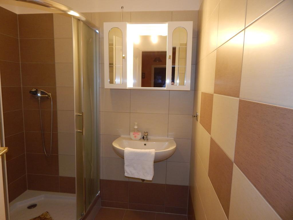 Voelgy Apartman Эгер Экстерьер фото