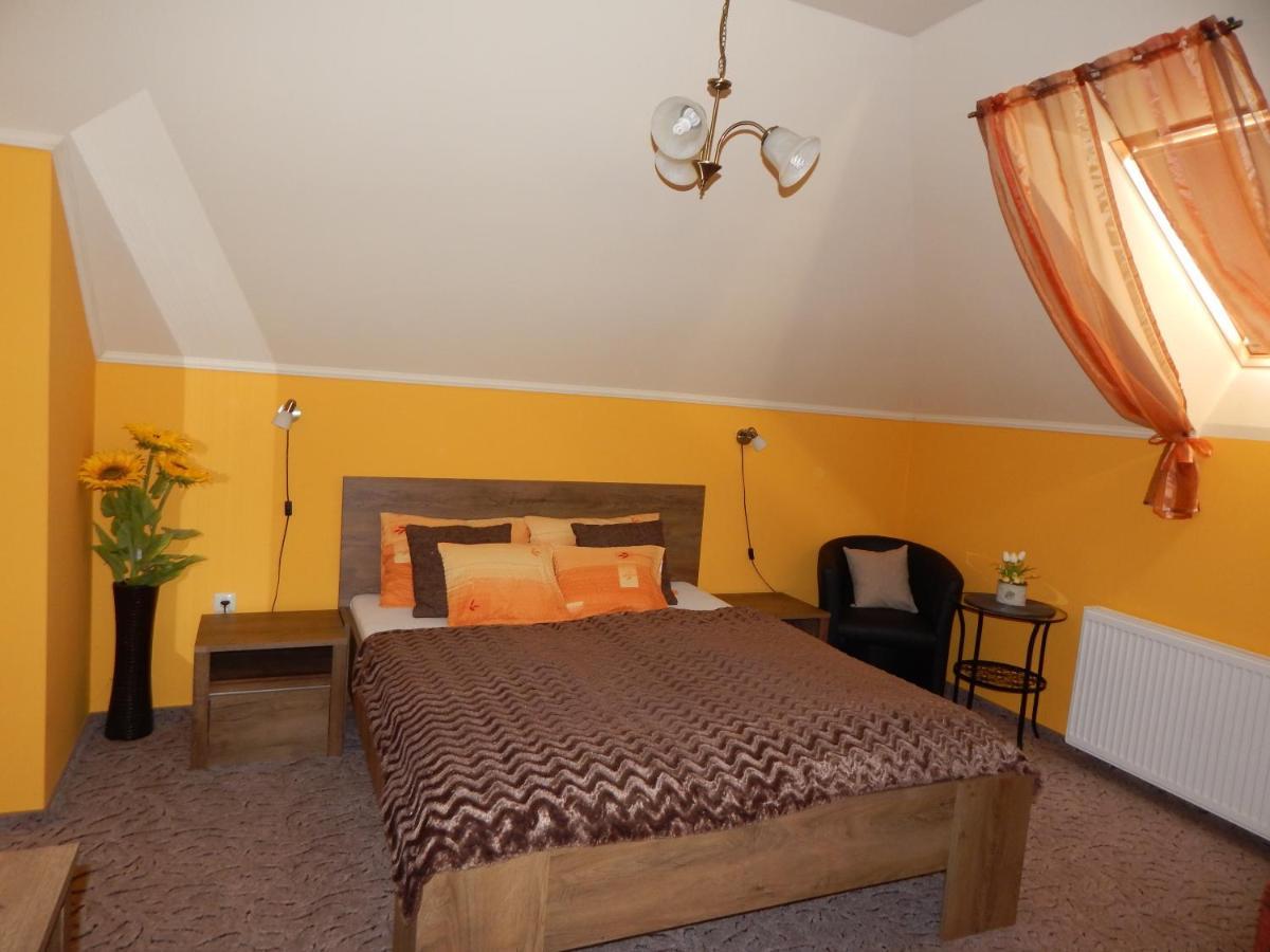 Voelgy Apartman Эгер Экстерьер фото